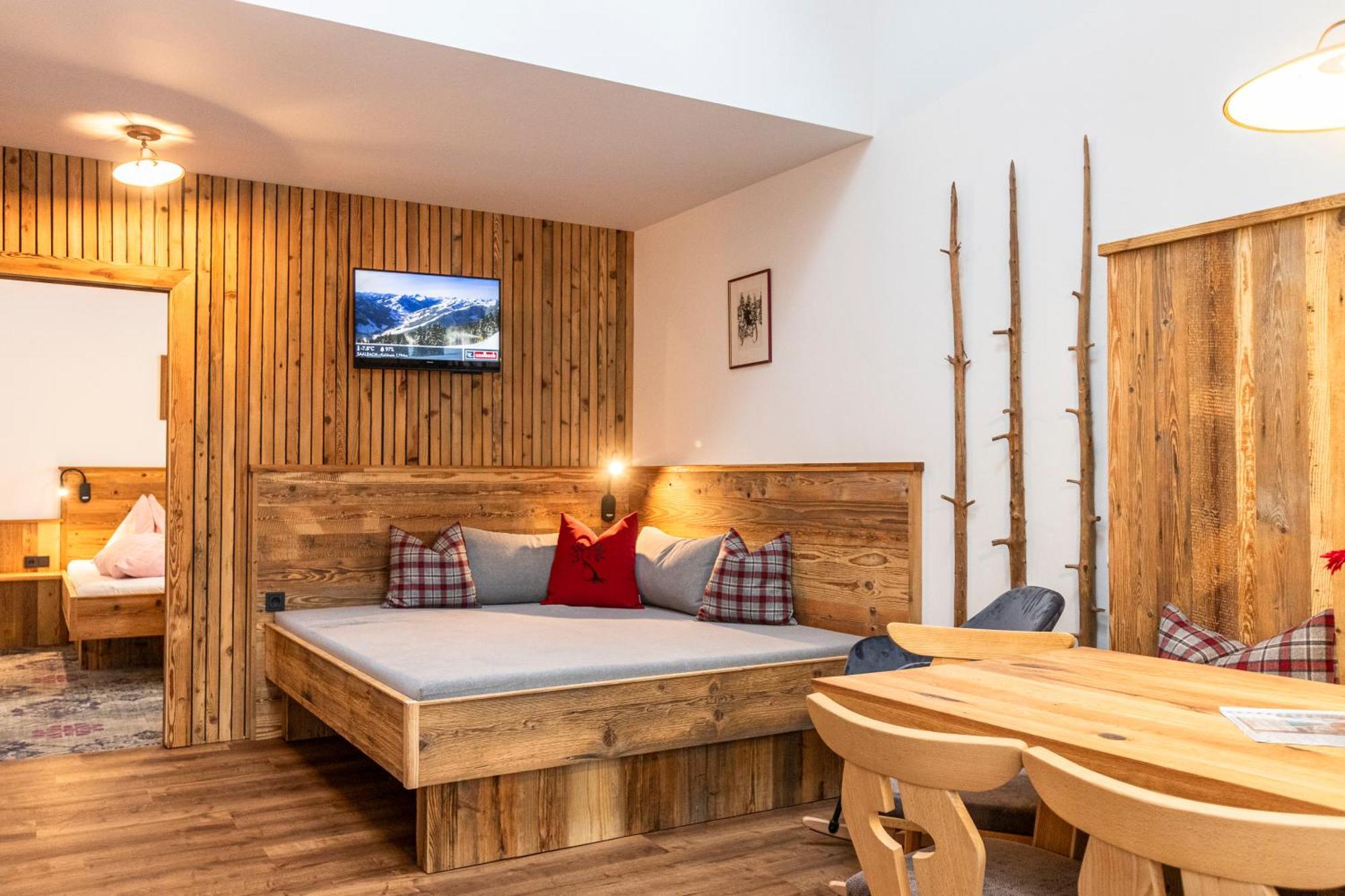 Pension Seighof Saalbach-Hinterglemm Exteriör bild